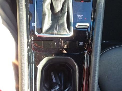 New 2026 Jeep Compass Limited image 21