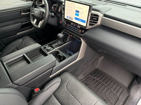 Used 2022 Toyota Tundra Limited image 15