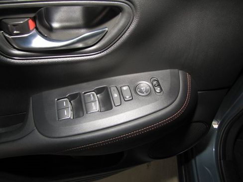 Certified 2024 Honda HR-V Sport image 10