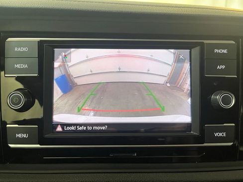 Certified 2024 Volkswagen Jetta Sport image 19