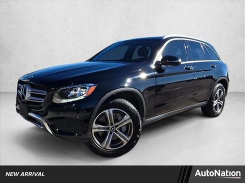 Used 2018 Mercedes-Benz GLC 300 4MATIC image 1