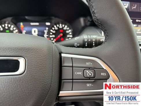 New 2026 Jeep Compass Latitude image 21