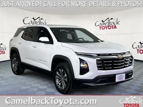 Used 2026 Chevrolet Equinox LT AWD/4WD image 1