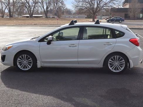 Used 2013 Subaru Impreza 2.0i Premium image 9