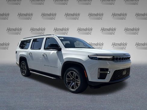 New 2026 Jeep Grand Wagoneer L 2WD image 2