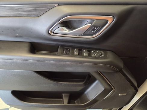 Used 2022 GMC Yukon SLT w/ SLT Premium Package RWD image 29
