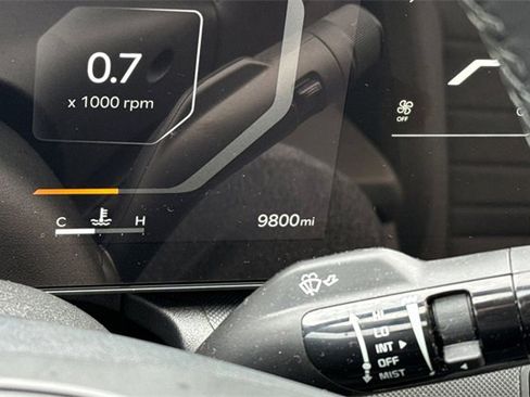 Certified 2025 Kia K4 EX image 32