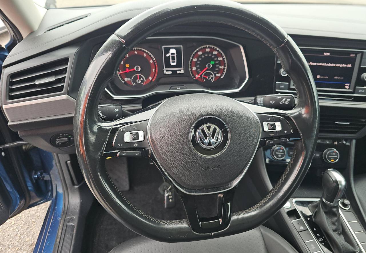 Used 2019 Volkswagen Jetta SE FWD image 13