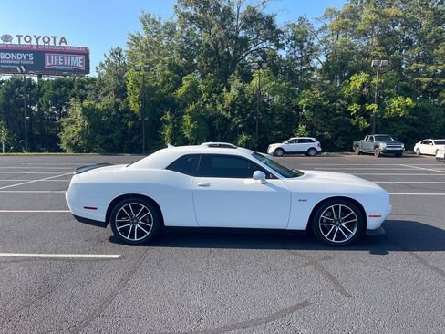 Used 2023 Dodge Challenger R/T image 21