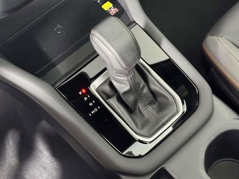 Used 2025 Subaru Forester Sport image 28