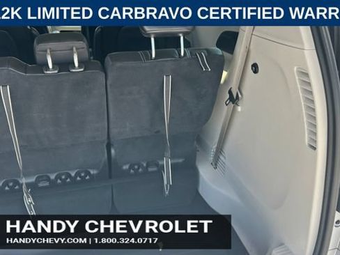 Used 2024 Chrysler Pacifica Touring-L FWD image 15