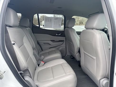 Used 2021 GMC Acadia SLT w/ LPO, Floor Liner Package image 26
