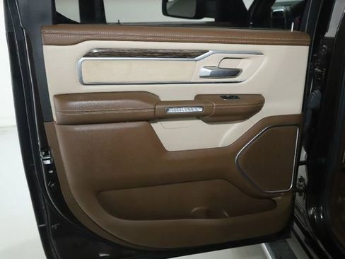 Used 2019 RAM 1500 Laramie image 22