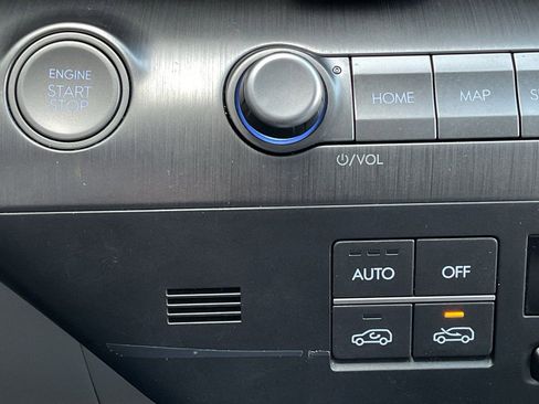 Used 2025 Hyundai Kona SEL image 32