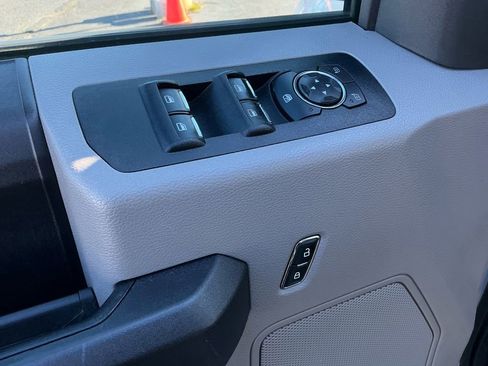 Used 2018 Ford F150 XL w/ Equipment Group 101A Mid image 16