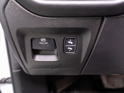 Used 2020 RAM 1500 Limited image 34