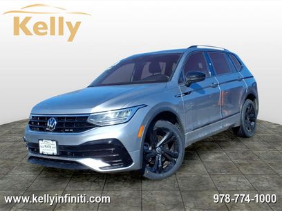 Used 2023 Volkswagen Tiguan SE R-Line