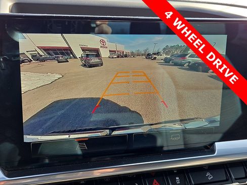 Used 2023 GMC Sierra 1500 SLT image 18