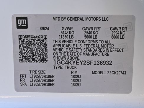 Used 2025 Chevrolet Silverado 2500 ZR2 w/ Technology Package AWD/4WD image 38