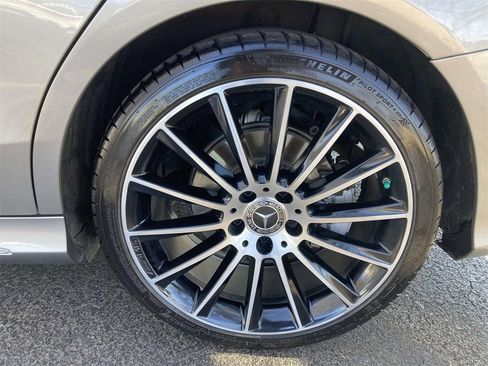 Used 2020 Mercedes-Benz C 300 Sedan image 7