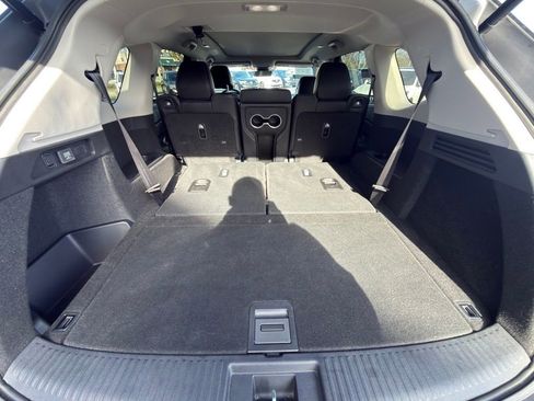 Certified 2024 Acura MDX SH-AWD w/ Technology Package image 9