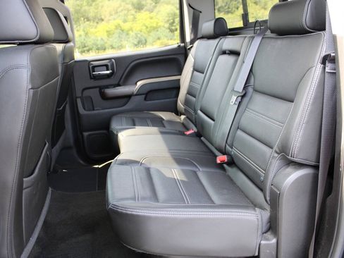Used 2017 GMC Sierra 2500 Denali w/ Duramax Plus Package AWD/4WD image 41