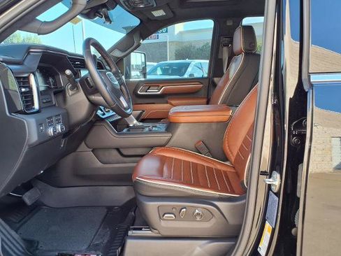 Used 2025 GMC Sierra 2500 Denali Ultimate AWD/4WD image 19