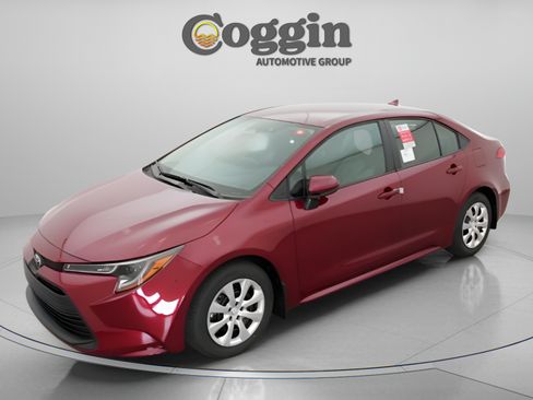 Certified 2026 Toyota Corolla LE FWD image 1