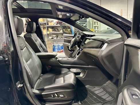 Used 2022 Cadillac XT5 Sportv image 7