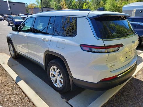 Used 2023 Jeep Grand Cherokee L Limited w/ Luxury Tech Group II image 6