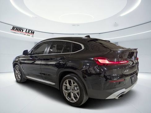 Used 2022 BMW X4 xDrive30i w/ Parking Assistance Package AWD/4WD image 5