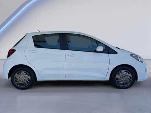 Used 2015 Toyota Yaris L FWD image 7