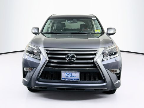 Used 2017 Lexus GX 460 Luxury AWD/4WD image 2