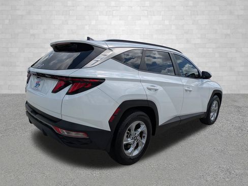 Certified 2024 Hyundai Tucson SEL FWD image 2