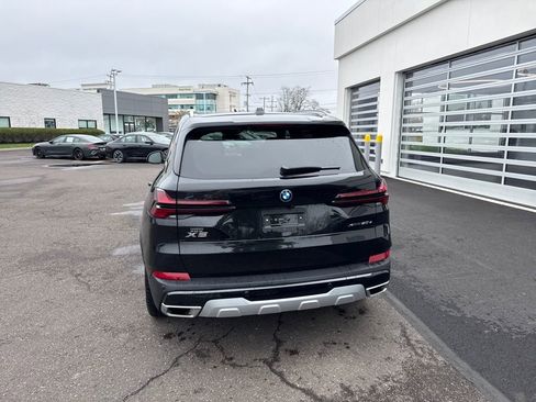 Certified 2026 BMW X5 xDrive50e w/ Climate Comfort Package image 4