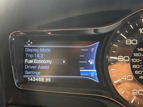 Used 2014 Lincoln MKX AWD w/ Equipment Group 102A image 35