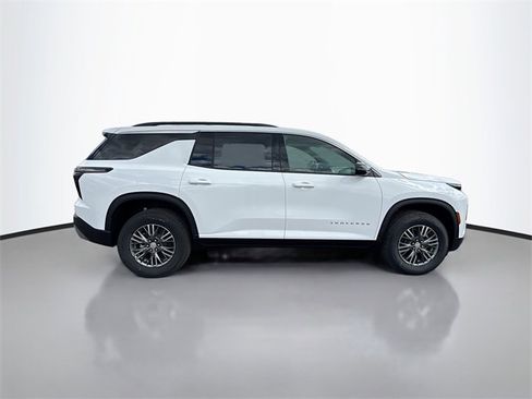 New 2026 Chevrolet Traverse LT w/ LPO, Floor Liner Package image 6