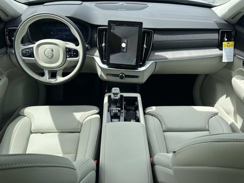 New 2026 Volvo XC90 T8 Ultra w/ Protection Package Premier AWD/4WD image 7