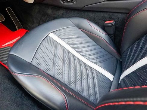 Used 2023 Aston Martin V12 Vantage Roadster image 68