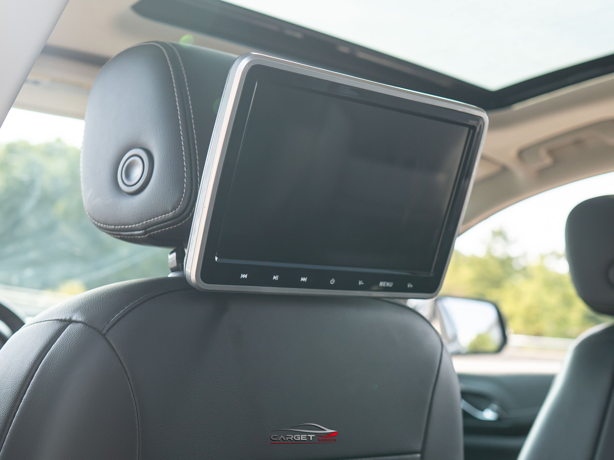 Used 2020 GMC Acadia Denali w/ Technology Package FWD image 23