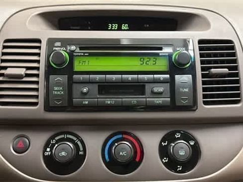 Used 2003 Toyota Camry LE image 18