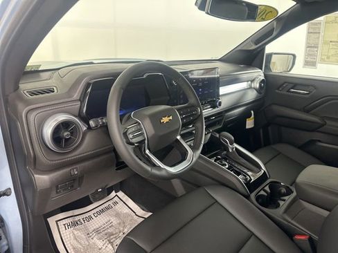 New 2025 Chevrolet Colorado LT w/ LT Convenience Package image 17
