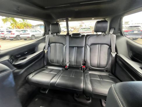Used 2023 Jeep Grand Wagoneer Series II AWD/4WD image 33