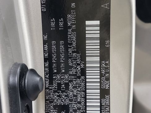 Used 2015 Toyota Highlander Limited image 33