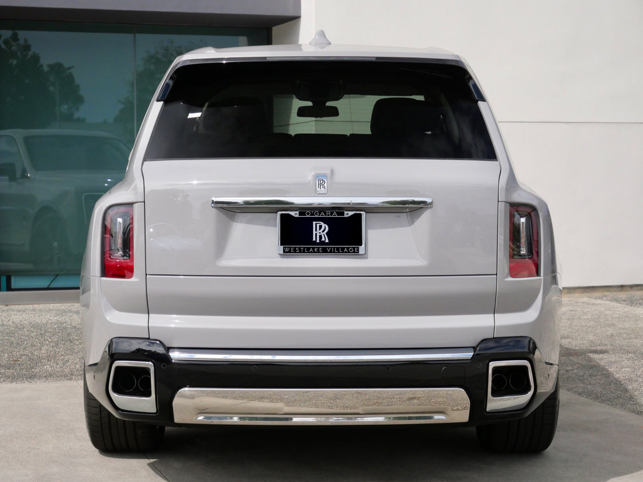 Used 2025 Rolls-Royce Cullinan AWD/4WD image 22
