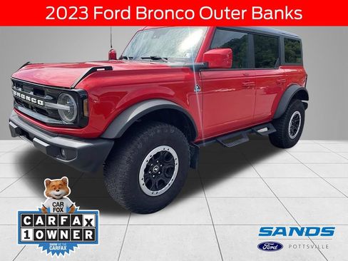 Used 2023 Ford Bronco Outer Banks w/ Sasquatch Package AWD/4WD image 1