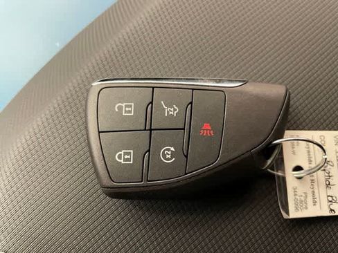New 2026 Chevrolet Equinox EV LT AWD/4WD image 22