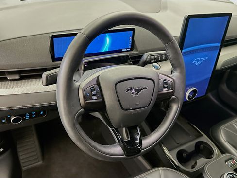 Used 2023 Ford Mustang Mach-E Select w/ Comfort Package Lite AWD/4WD image 18