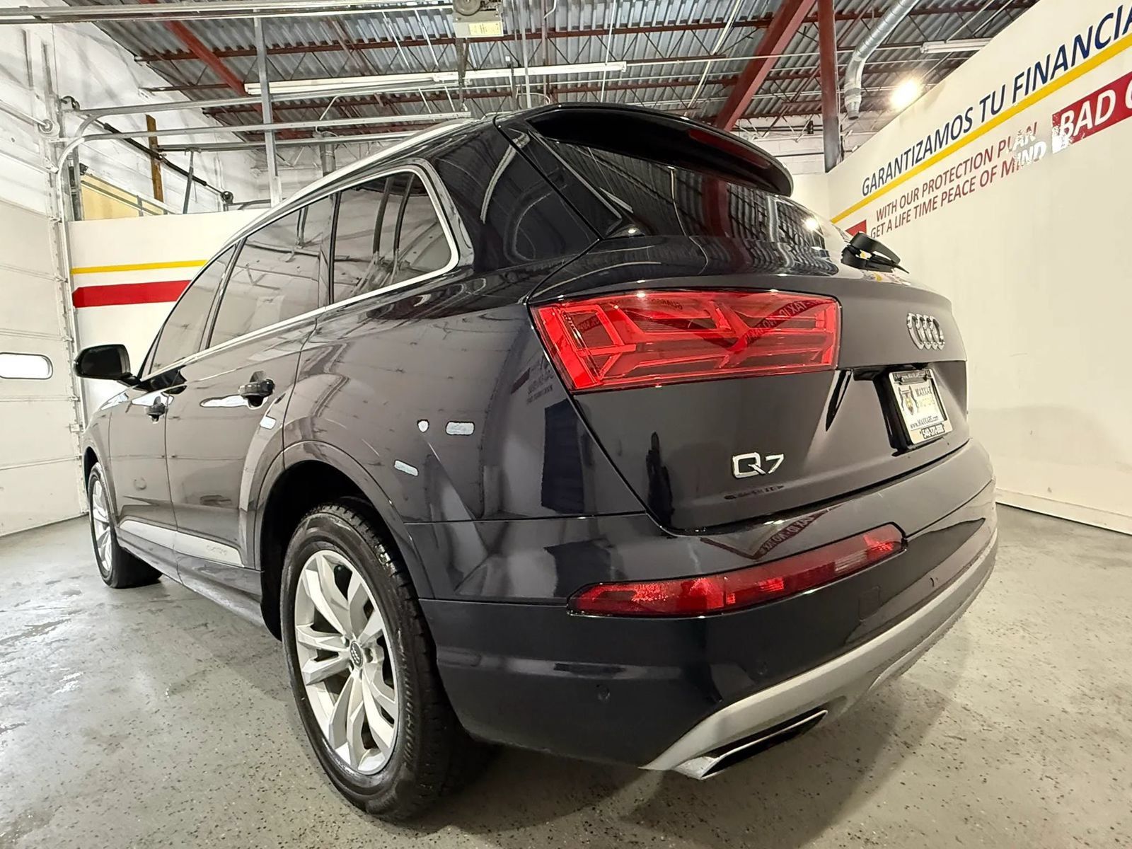 Used 2017 Audi Q7 2.0T Premium Plus w/ Premium Plus Package AWD/4WD image 9