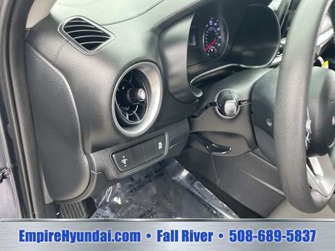 Used 2024 Kia Forte LXS FWD image 17
